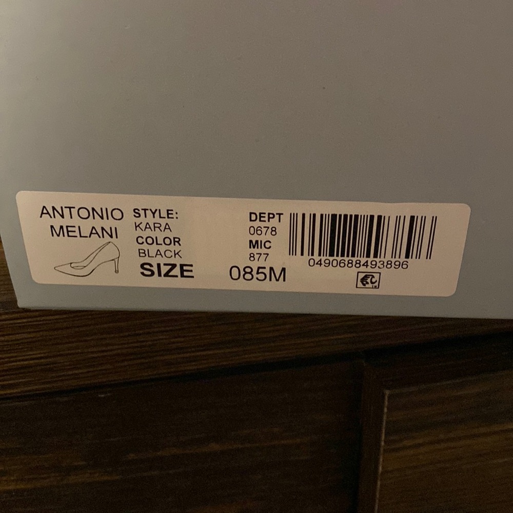 Black Heels worn once!! Antonio Melani